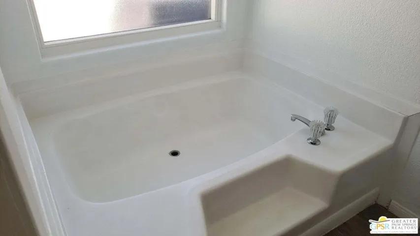 302 Avenida Andorra, Cathedral City, California 92234