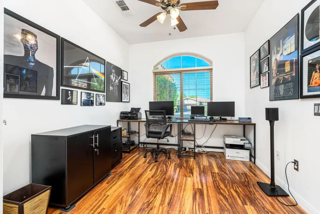 41518 Corte Jalisco, Indio, California 92203 home-pic-10