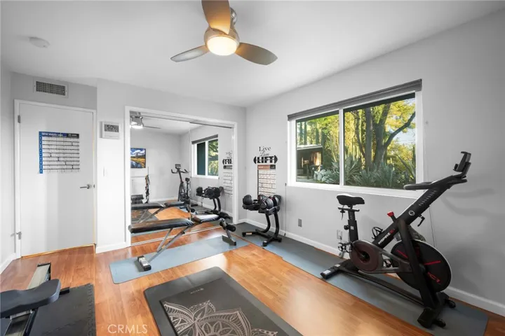 10344 Glory Avenue, Tujunga, California 91042