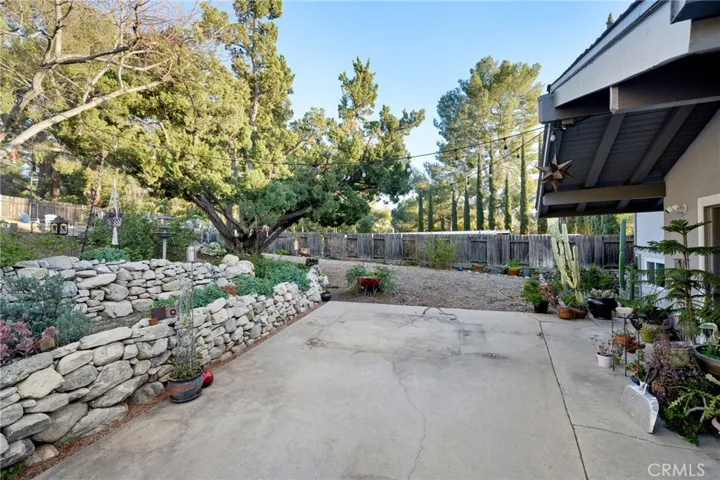 10344 Glory Avenue, Tujunga, California 91042