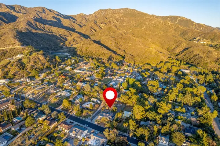 10344 Glory Avenue, Tujunga, California 91042