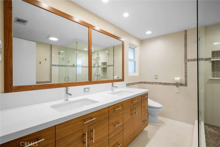 10344 Glory Avenue, Tujunga, California 91042