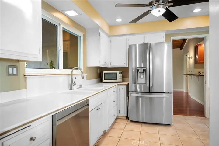 10344 Glory Avenue, Tujunga, California 91042