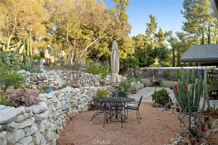 10344 Glory Avenue, Tujunga, California 91042