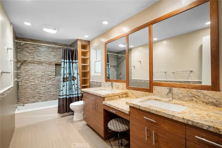 10344 Glory Avenue, Tujunga, California 91042