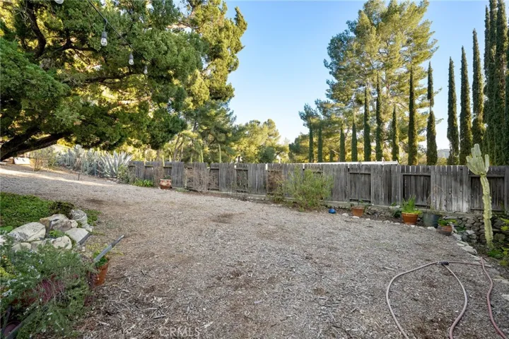 10344 Glory Avenue, Tujunga, California 91042