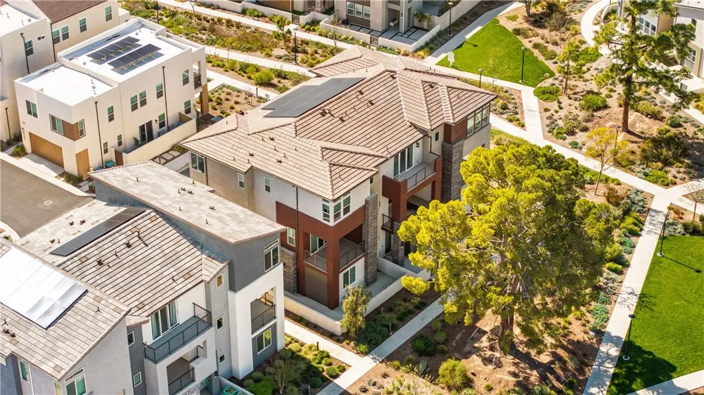 127 Biome, Irvine, California 92618 home-pic-55