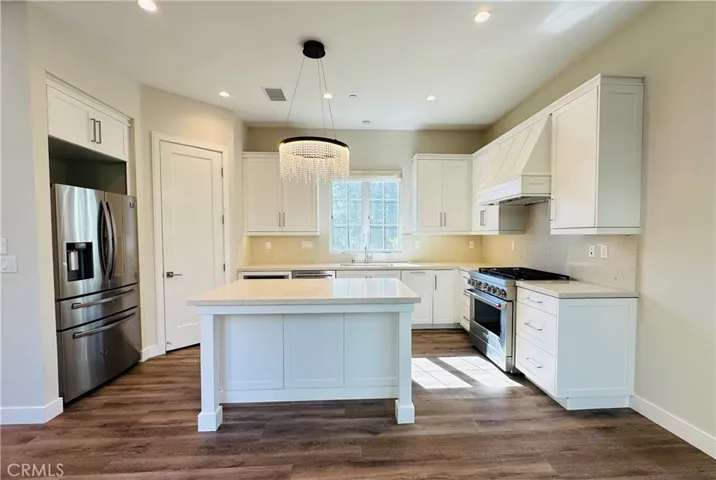 139 Lomita, Irvine, California 92618