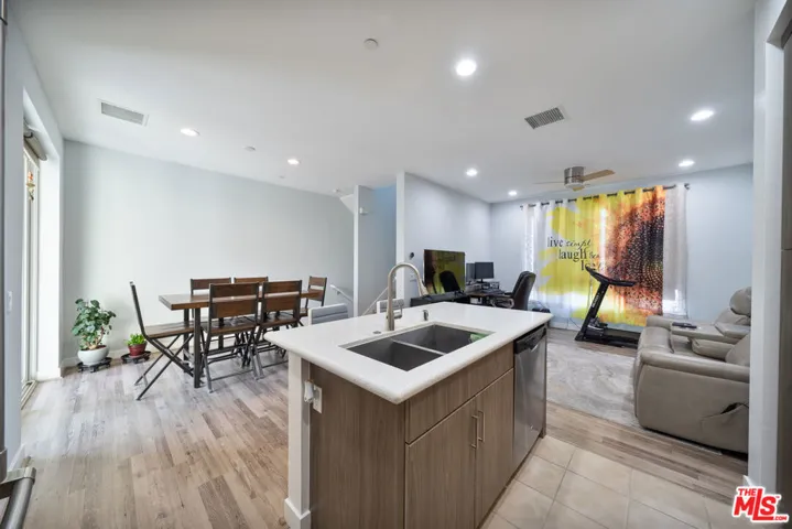 317 Mission Road, Montebello, California 90640