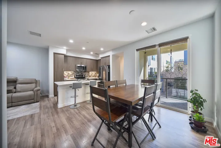 317 Mission Road, Montebello, California 90640