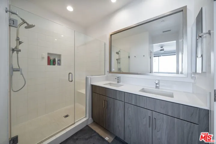 317 Mission Road, Montebello, California 90640
