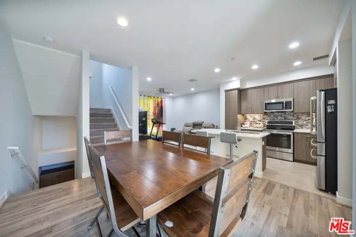 317 Mission Road, Montebello, California 90640