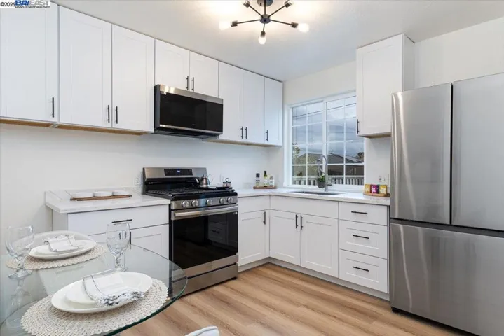 1752 Knox Street, Castro Valley, California 94546