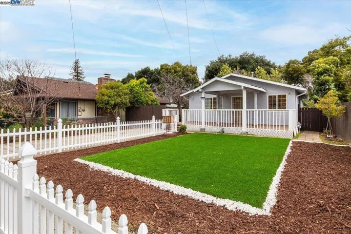 1752 Knox Street, Castro Valley, California 94546