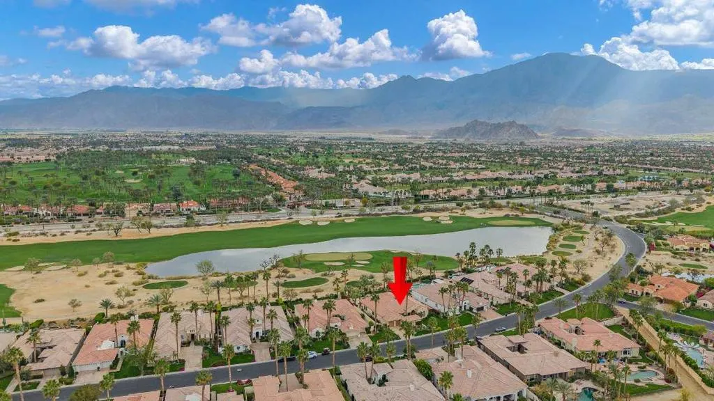 81565 Tiburon Drive, La Quinta, California 92253 home-pic-35