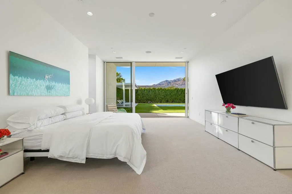 3088 Linea Terrace, Palm Springs, California 92264 home-pic-13