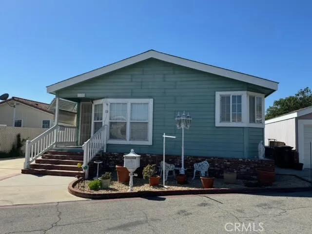 13 Pine Via, Anaheim, California 92801