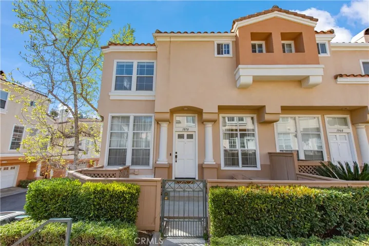 1070 S Volterra Way, Anaheim Hills, California 92808
