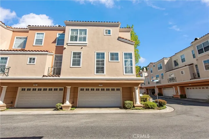 1070 S Volterra Way, Anaheim Hills, California 92808