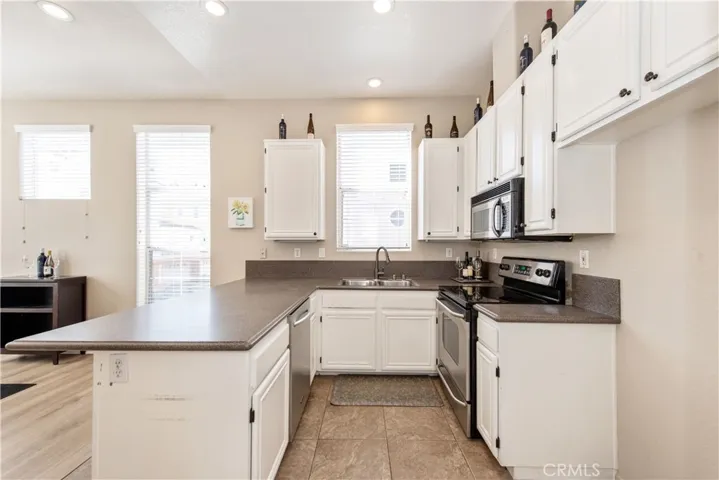 1070 S Volterra Way, Anaheim Hills, California 92808