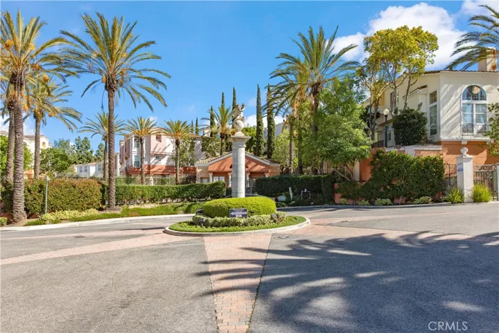 1070 S Volterra Way, Anaheim Hills, California 92808