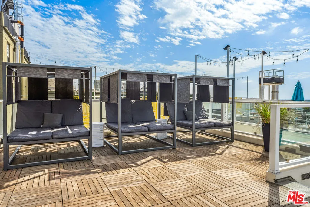 939 S Broadway 1b, Los Angeles, California 90015 home-pic-2