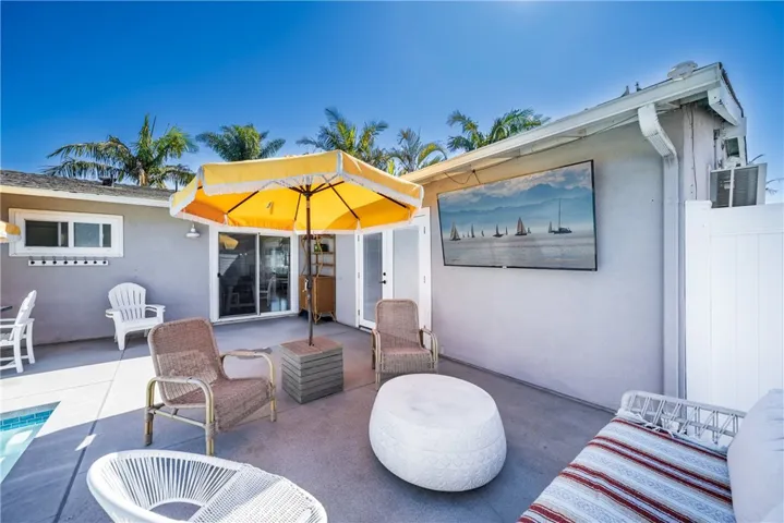 10041 Dana Drive, Huntington Beach, California 92646