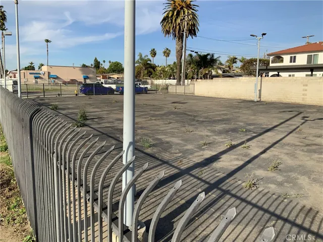 721 N Santa Fe Avenue, Vista, California 92084