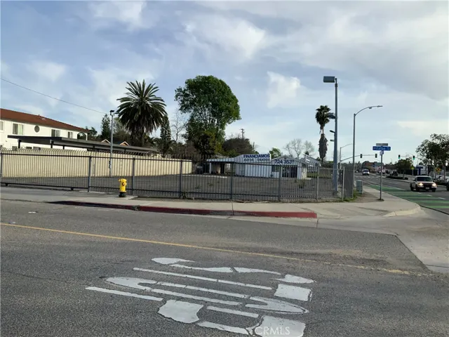 721 N Santa Fe Avenue, Vista, California 92084