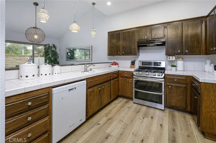5295 Via Del Jinete, Yorba Linda, California 92887