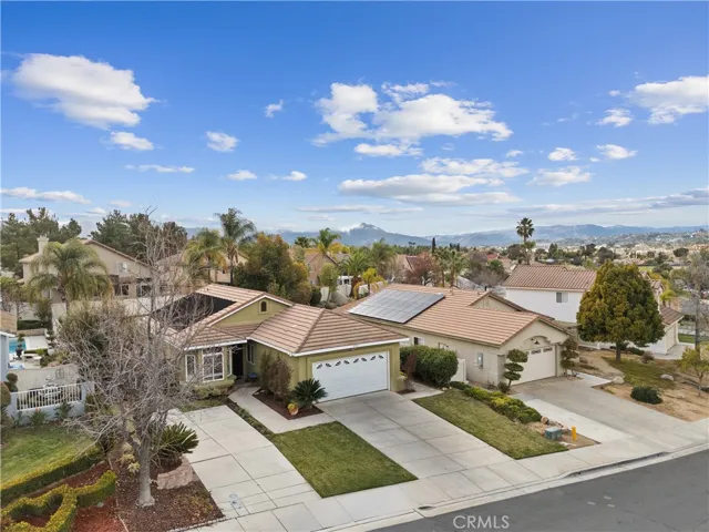 33411 Camino Piedra Rojo, Temecula, California 92592