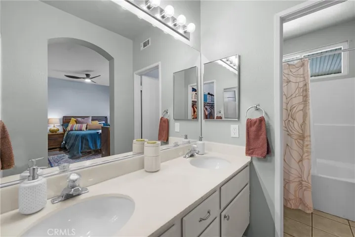 33411 Camino Piedra Rojo, Temecula, California 92592