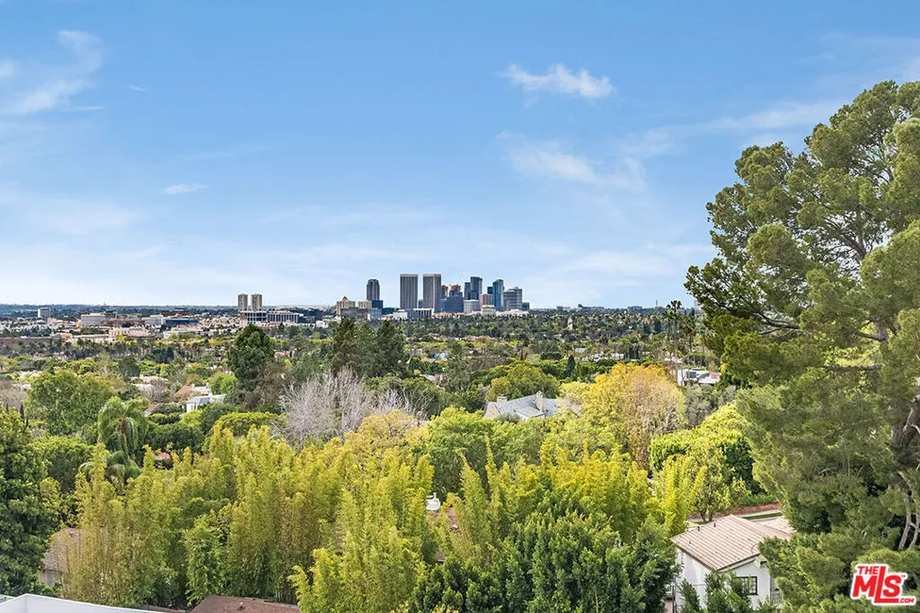 9255 Doheny Road 706, West Hollywood, California 90069 home-pic-12