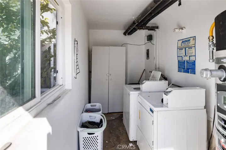 1033 Valencia Street, Costa Mesa, California 92626