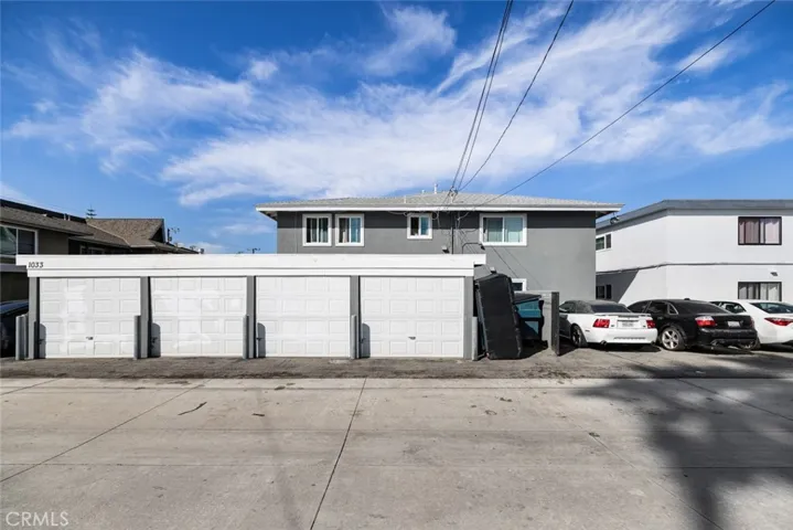 1033 Valencia Street, Costa Mesa, California 92626