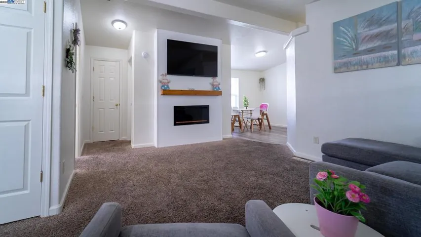 1225 Vienna Dr, Sunnyvale, California 94089