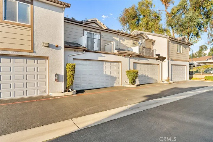 1555 Orange Avenue 304, Redlands, California 92373