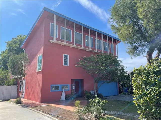 4856 W 63rd Street, Ladera Heights, California 90056