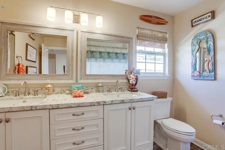7704 Rocio Street, Carlsbad, California 92009