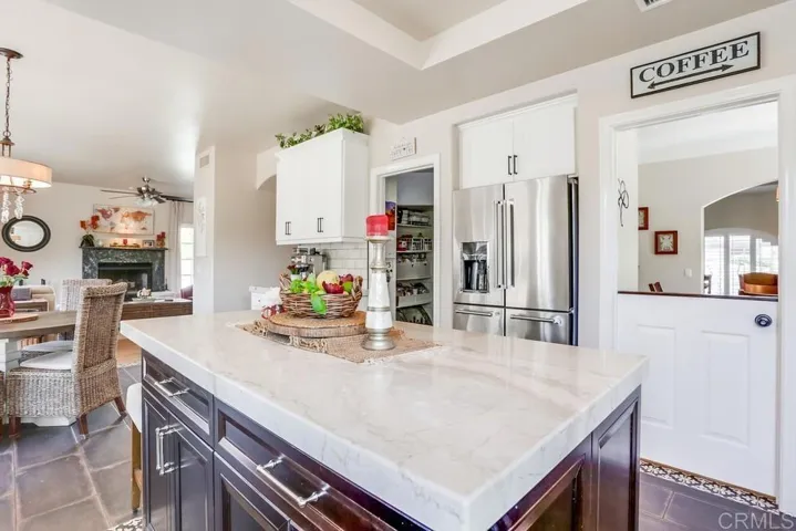 7704 Rocio Street, Carlsbad, California 92009