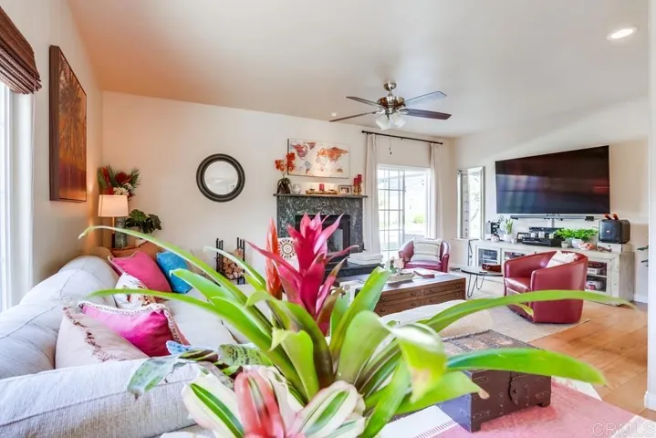 7704 Rocio Street, Carlsbad, California 92009