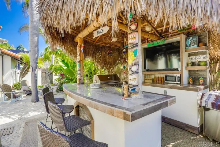 7704 Rocio Street, Carlsbad, California 92009