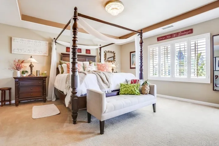 7704 Rocio Street, Carlsbad, California 92009