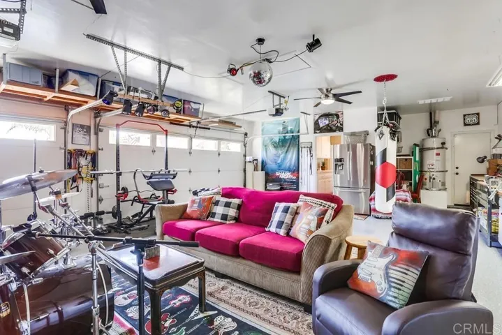 7704 Rocio Street, Carlsbad, California 92009