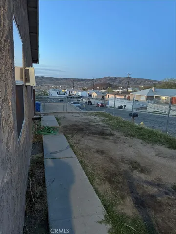 316 Maxine Avenue, Barstow, California 92311