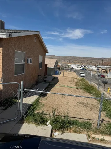 316 Maxine Avenue, Barstow, California 92311