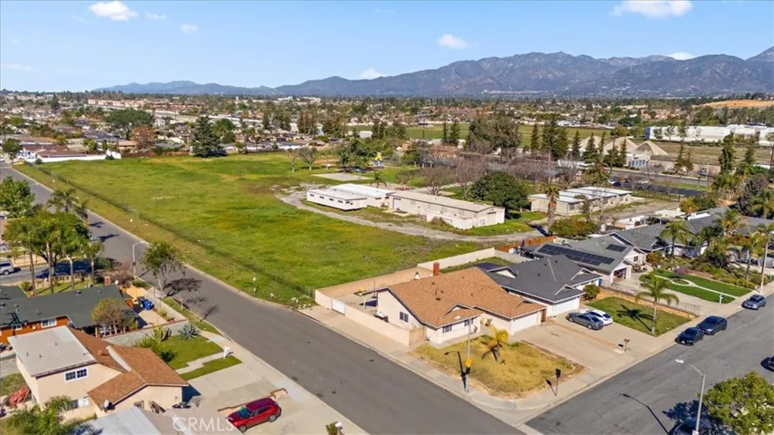 1805 N Orange Avenue, Ontario, California 91764
