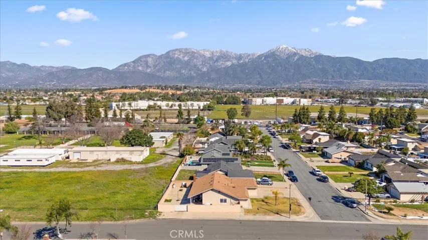 1805 N Orange Avenue, Ontario, California 91764
