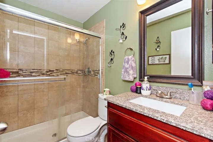 1805 N Orange Avenue, Ontario, California 91764