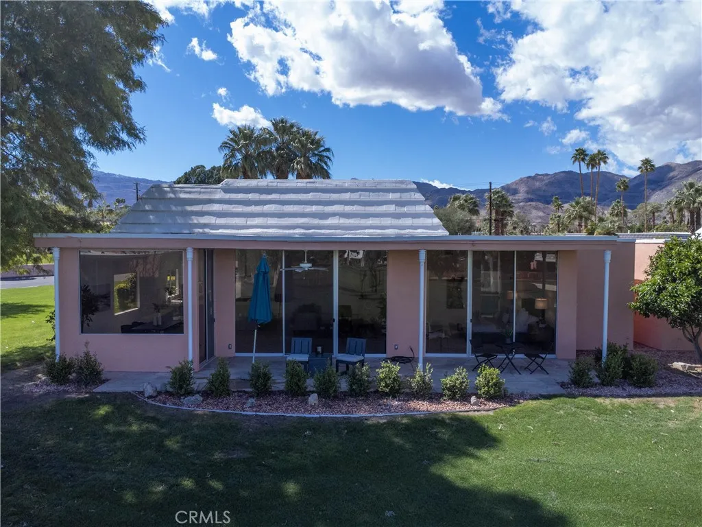 46860 Amir Drive, Palm Desert, California 92260 home-pic-24